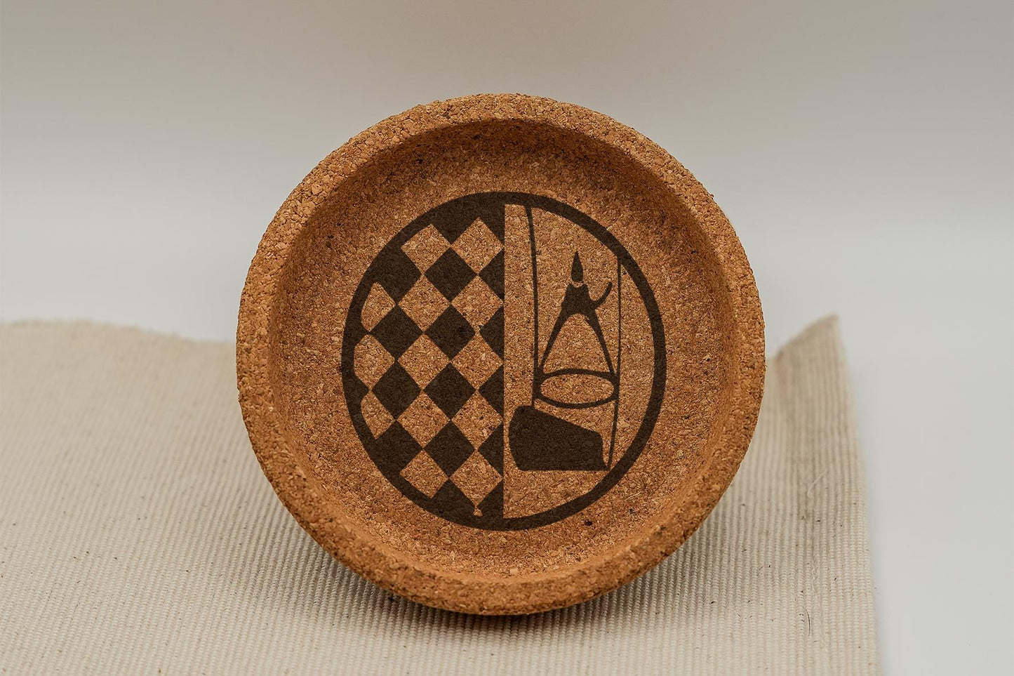 Zunftzeichen Bodenleger Kork Untersetzer 9 cm Custom Lasergravur Haustier Logo Lustiger Spruch Zitat Geburtstagsgeschenk Einweihung Freunde